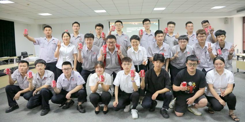 2020屆頂崗實習生座談會在國茂股份精彩進行 2020屆頂崗實習生座談會在國茂股份精彩進行